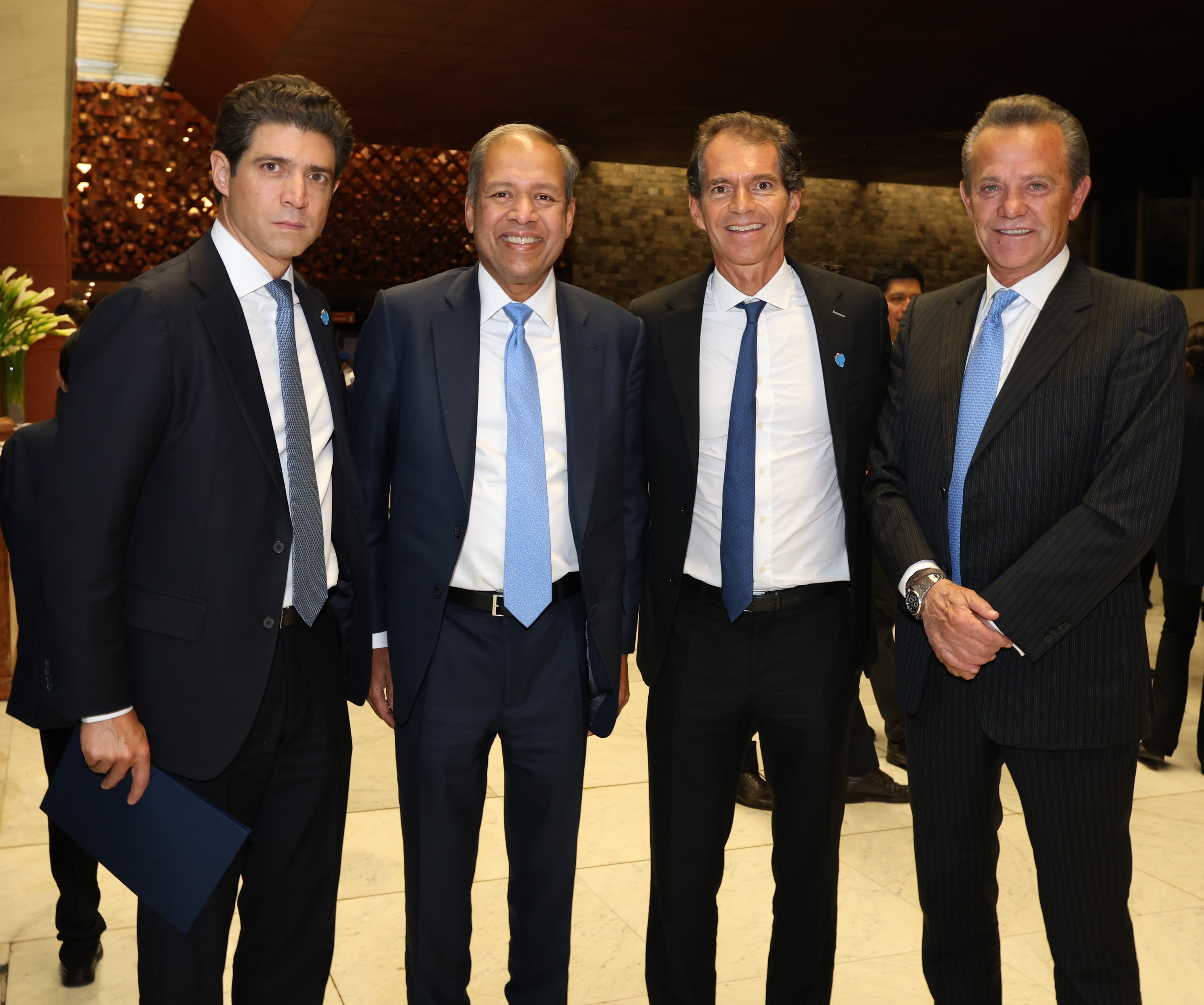 4/4 – CEO CS Venkatakrishnan with Raul Martinez-Ostos, Chairman and CEO of Barclays Mexico & LatAm, and others. 